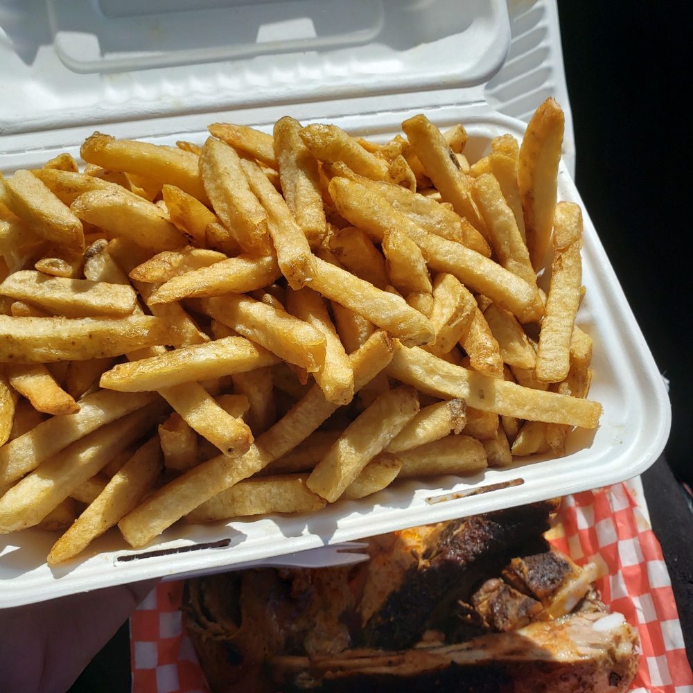 Smokin' Georges BBQ - rench fries in a styrofoam container - Barbeque Near Me - Nanaimo, British Columbia Smokin' Georges BBQ - rench fries in a styrofoam container - Barbeque Near Me - Nanaimo, British Columbia