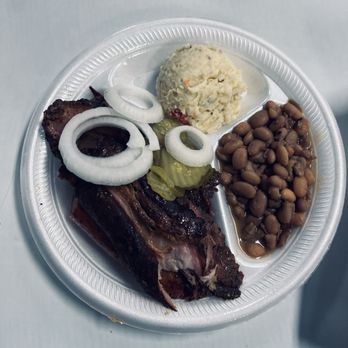 Young's BBQ & More - Brisket - Barbeque Near Me - Lampasas, Texas Young's BBQ & More - Brisket - Barbeque Near Me - Lampasas, Texas