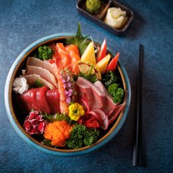 Aikan Sushi & Ramen - Artesia
