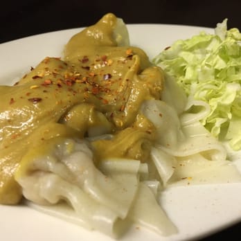 Deer Garden - I like the peanut butter source go with wonton! - Chinese Near Me - Montreal, Quebec Deer Garden - I like the peanut butter source go with wonton! - Chinese Near Me - Montreal, Quebec