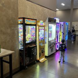 Hayden Discount Cinema - Arcade games