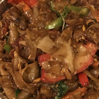 Thai Joint - Drunken noodles - Thai Near Me - San Diego, California