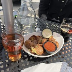 Fuzzyline Brewing - Taters with butter aioli and curry ketchup. Rhubarb-cranberry sour and porter.