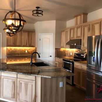 Arnold Custom Builders - Custom Designed Kitchen in all homes. - General Contractors Near Me - Bastrop, Texas Arnold Custom Builders - Custom Designed Kitchen in all homes. - General Contractors Near Me - Bastrop, Texas