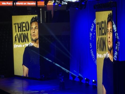 Frontwave Arena by null