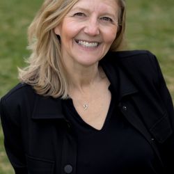 Towncenter Dentistry and Orthodontics - Denver orthodontist Gina Kessler at Towncenter Dentistry and Orthodontics