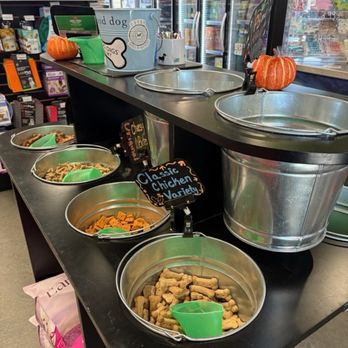 Dee-O-Gee - Tasty treat bar - Pet Stores Near Me - Billings, Montana