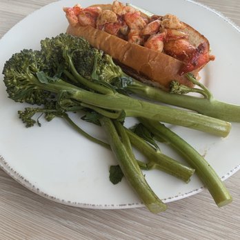 Bluewater Boathouse Seafood Restaurant Coronado - Lobster roll - Seafood Near Me - Coronado, California