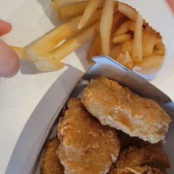 McDonald's - Chicken nuggets, fries
