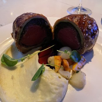 Ramsay's Kitchen - Beef Wellington - American Near Me - Boston, Massachusetts Ramsay's Kitchen - Beef Wellington - American Near Me - Boston, Massachusetts