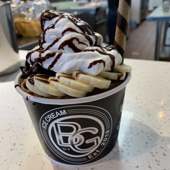 Bango Creamery - Chocolate Love with bananas, Oreos, and whipped cream - Ice Cream & Frozen Yogurt Near Me - Los Angeles, California Bango Creamery - Chocolate Love with bananas, Oreos, and whipped cream - Ice Cream & Frozen Yogurt Near Me - Los Angeles, California