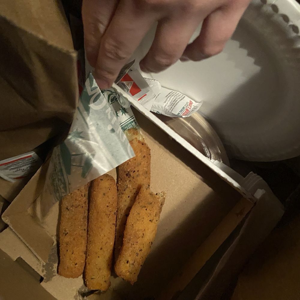 Prince Street Pizza - Mozzarella sticks - Pizza Near Me - Pasadena, California