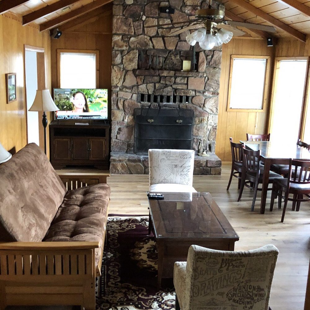Bay Meadows Resort - Cabin #120 - Resorts Near Me - Big Bear Lake, California