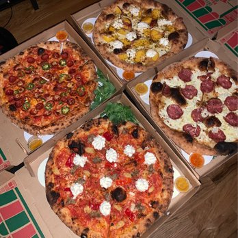 Pizzeria Lui - The Original, peach pit, the Lui, and the mamacita - Pizza Near Me - Lakewood, Colorado