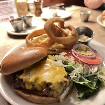 Ted's Montana Grill - Beef burger - Burgers Near Me - Buford, Georgia