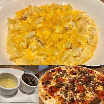 Yard House - Small order of Mac & Cheese with truffle oil and mushrooms on the side; HH menu: carnivore pizza - Bars Near Me - East Rutherford, New Jersey Yard House - Small order of Mac & Cheese with truffle oil and mushrooms on the side; HH menu: carnivore pizza - Bars Near Me - East Rutherford, New Jersey