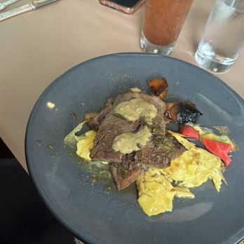 Pearl - Brisket, soft scrambles, roasted winter squash, pistachio tahini - Bars Near Me - Petaluma, California Pearl - Brisket, soft scrambles, roasted winter squash, pistachio tahini - Bars Near Me - Petaluma, California