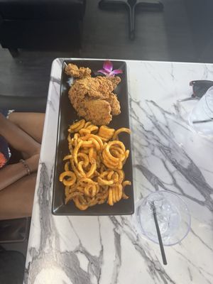 The Honey Drizzle Houston by null