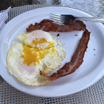 Hill Street Cafe by Lorus - Fall breakfast - Breakfast & Brunch Near Me - Ventura, California