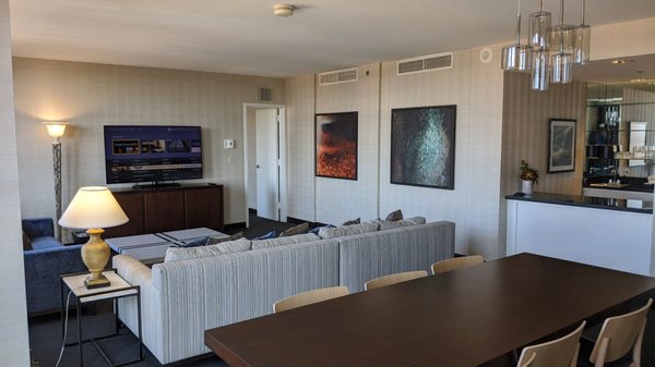 Hyatt Regency La Jolla at Aventine by null