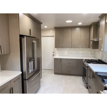 The Floor Store - a kitchen with stainless steel appliances - Carpeting Near Me - Richmond, California