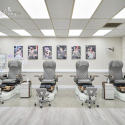 Kelly Pang Beauty Academy - Pedicure training area