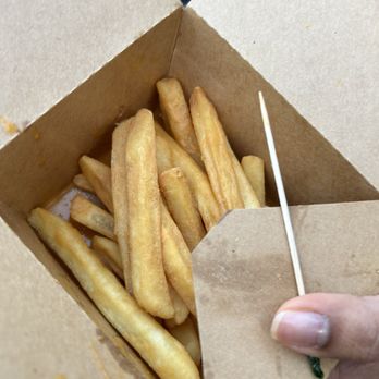 Heeretea - This salted egg yolk fries dish was $8 :-// not worth - Coffee & Tea Near Me - San Mateo, California Heeretea - This salted egg yolk fries dish was $8 :-// not worth - Coffee & Tea Near Me - San Mateo, California