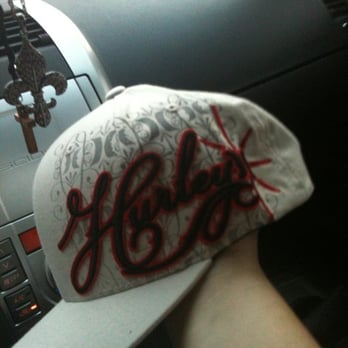 Lids - Sports Wear Near Me - Baton Rouge, Louisiana