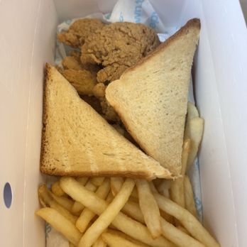 Dairy Queen Grill & Chill - Chicken platter - Ice Cream & Frozen Yogurt Near Me - Baker, California Dairy Queen Grill & Chill - Chicken platter - Ice Cream & Frozen Yogurt Near Me - Baker, California