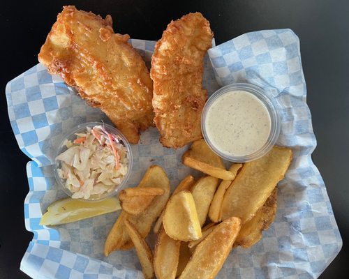 Eddie's Kitchen & Tavern by null