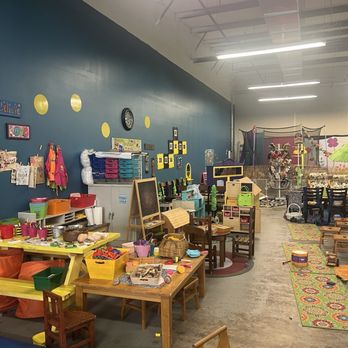The Bee's Knees Learn & Play - Kids Activities Near Me - Lake Worth, Florida The Bee's Knees Learn & Play - Kids Activities Near Me - Lake Worth, Florida