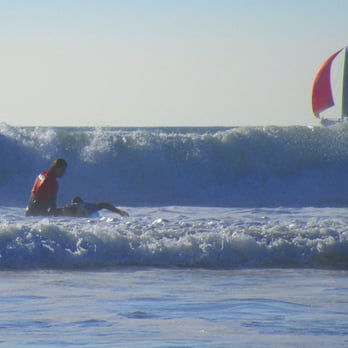 Mission Surf Shack - Surfari Instructor Gavin, 1.5 hour private lesson. This school is the real deal.
(photo credit C. Dent) - Surf Schools Near Me - San Diego, California Mission Surf Shack - Surfari Instructor Gavin, 1.5 hour private lesson. This school is the real deal.
(photo credit C. Dent) - Surf Schools Near Me - San Diego, California