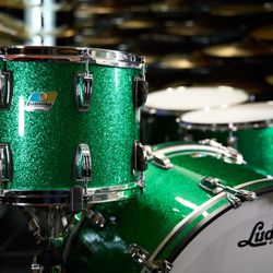 West Coast Drum Shop - Ludwig green sparkle drum set