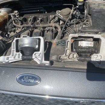 RnR Mobile Auto Repair - A worn out motor mount can caused unwanted excessive vibration on your vehicle - Auto Repair Near Me RnR Mobile Auto Repair - A worn out motor mount can caused unwanted excessive vibration on your vehicle - Auto Repair Near Me
