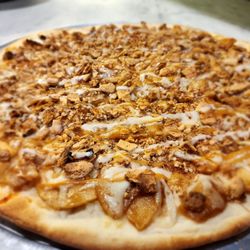 Carini Cucina E Pizzeria - Fall Special: Apple crisp pizza