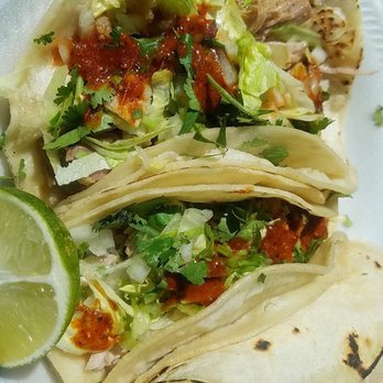 El Ranchito - Carnitas tacos with hot sauce - Mexican Near Me - Dorris, California