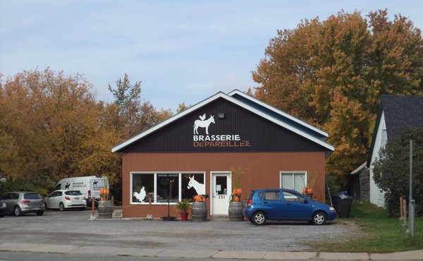 Brasserie Dépareillée by null