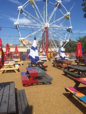 Ferris Wheelers Backyard and BBQ by null