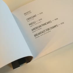 The Village - En een ontbijtmenu! (En lunchmenu, en borrelkaart, en bier en natuurlijk koffie!)