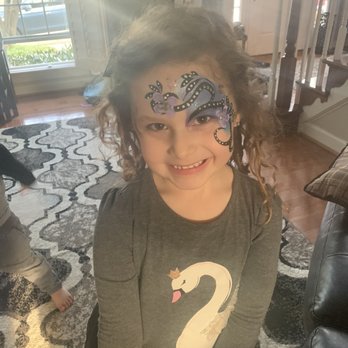Pixie Smiles Entertainment - Face Painting Near Me