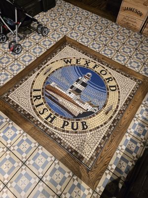 Wexford, Savannah's Irish Pub by null
