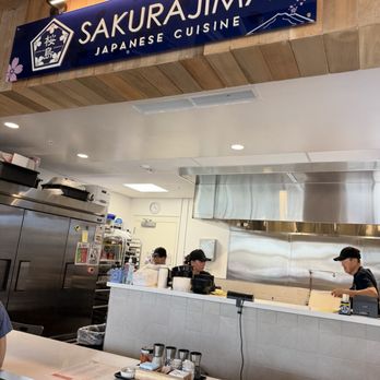 Midtown Eats - Food Court Near Me - Honolulu, Hawaii