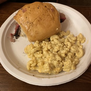 Jimmy Vega's Smokehouse - Brisket sandwich with Mac and cheese - Food Trucks Near Me - Georgetown, Texas Jimmy Vega's Smokehouse - Brisket sandwich with Mac and cheese - Food Trucks Near Me - Georgetown, Texas