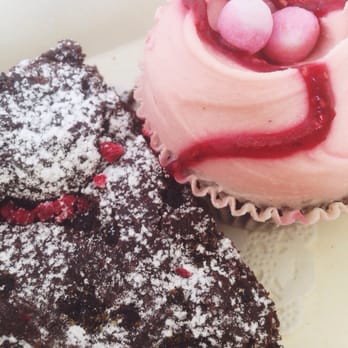 Bluebells Cakery - Raspberry chocolate heaven - Desserts Near Me - Auckland, AUK Bluebells Cakery - Raspberry chocolate heaven - Desserts Near Me - Auckland, AUK