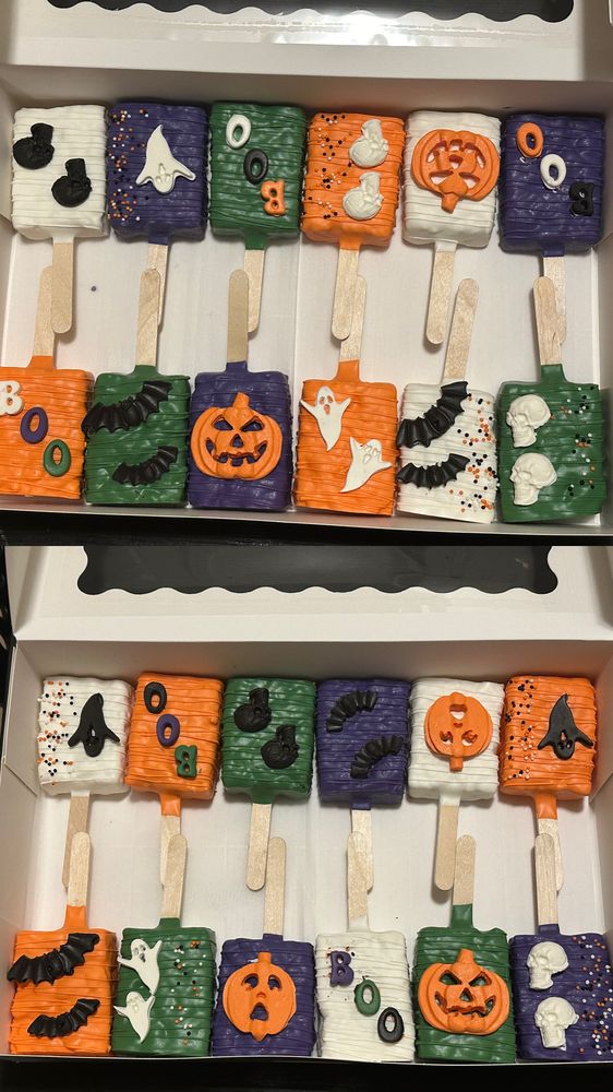 Treats By Amerrah Logo