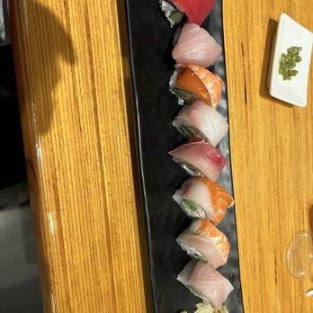 Sushi Michi - Rainbow roll - Sushi Bars Near Me - Phoenix, Arizona