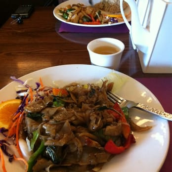 Thai On Main - Drunken Noodles worthy of an award - Thai Near Me - Seal Beach, California Thai On Main - Drunken Noodles worthy of an award - Thai Near Me - Seal Beach, California