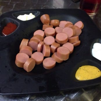 100 Montaditos - Salchichas con 4 salsas - Tapas Bars Near Me - Barcelona, B 100 Montaditos - Salchichas con 4 salsas - Tapas Bars Near Me - Barcelona, B