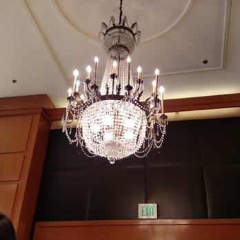 Southwest Movers - They pack my chandelier. - Movers Near Me Southwest Movers - They pack my chandelier. - Movers Near Me