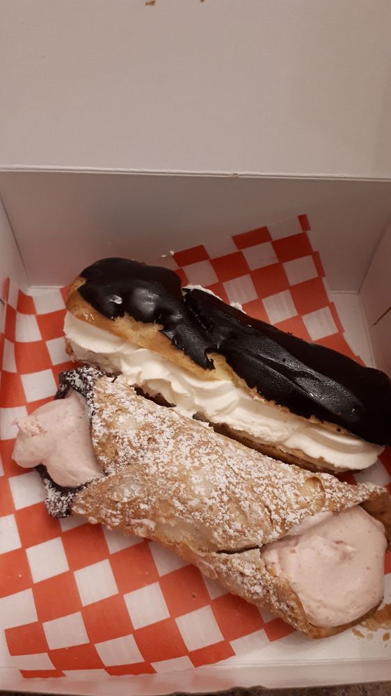 BREAD & ROSES BAKERY Updated August 2024 323 St Laurent Blvd, Ottawa, Ontario Bakeries